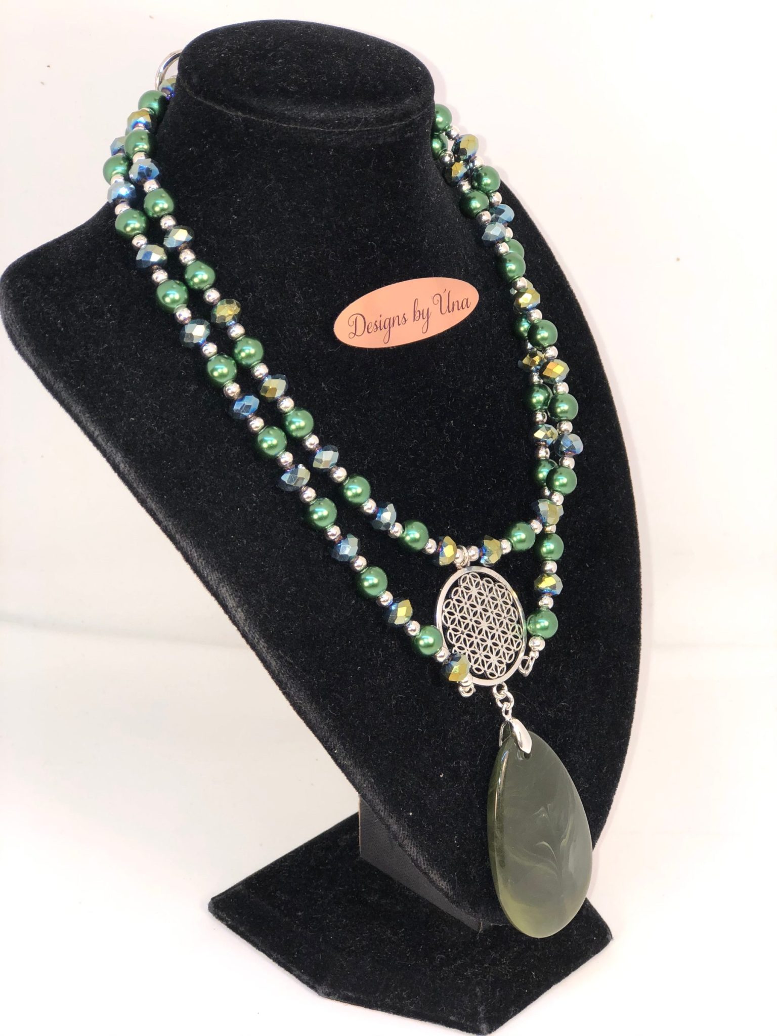 Elegant Dressy Pearl and Crystal Necklace with Pendant