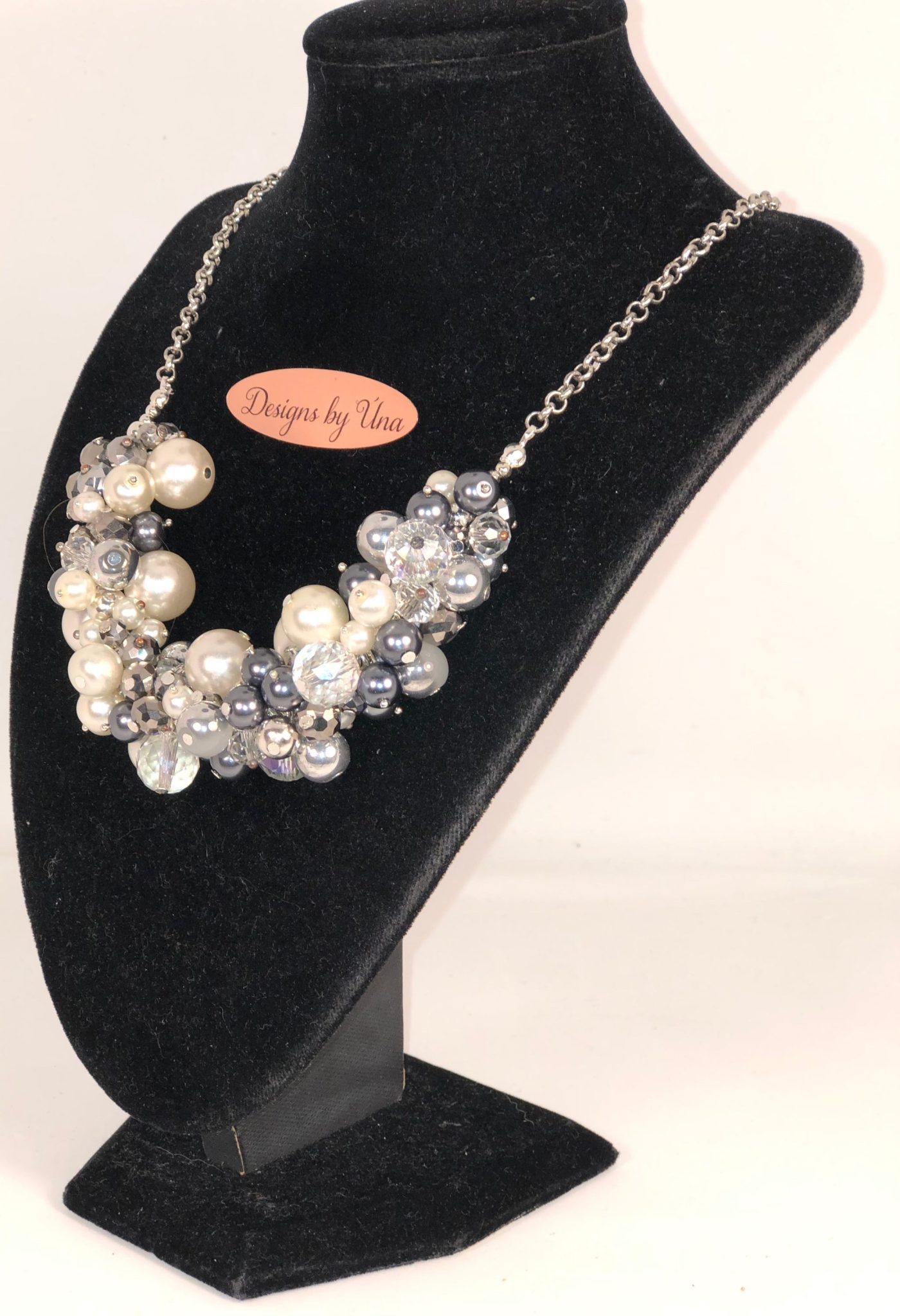 Vintage inspired dramatic necklace. - Image 2