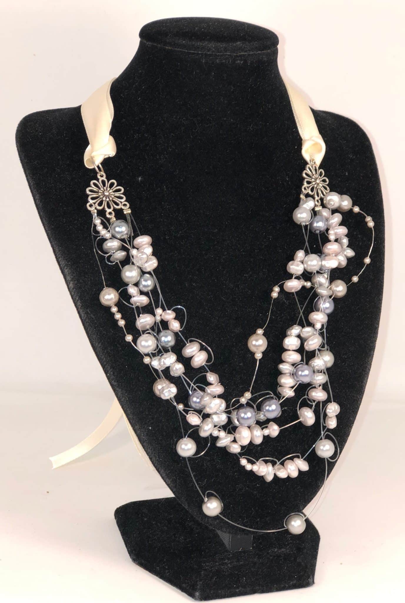 Beautiful Floating necklace.