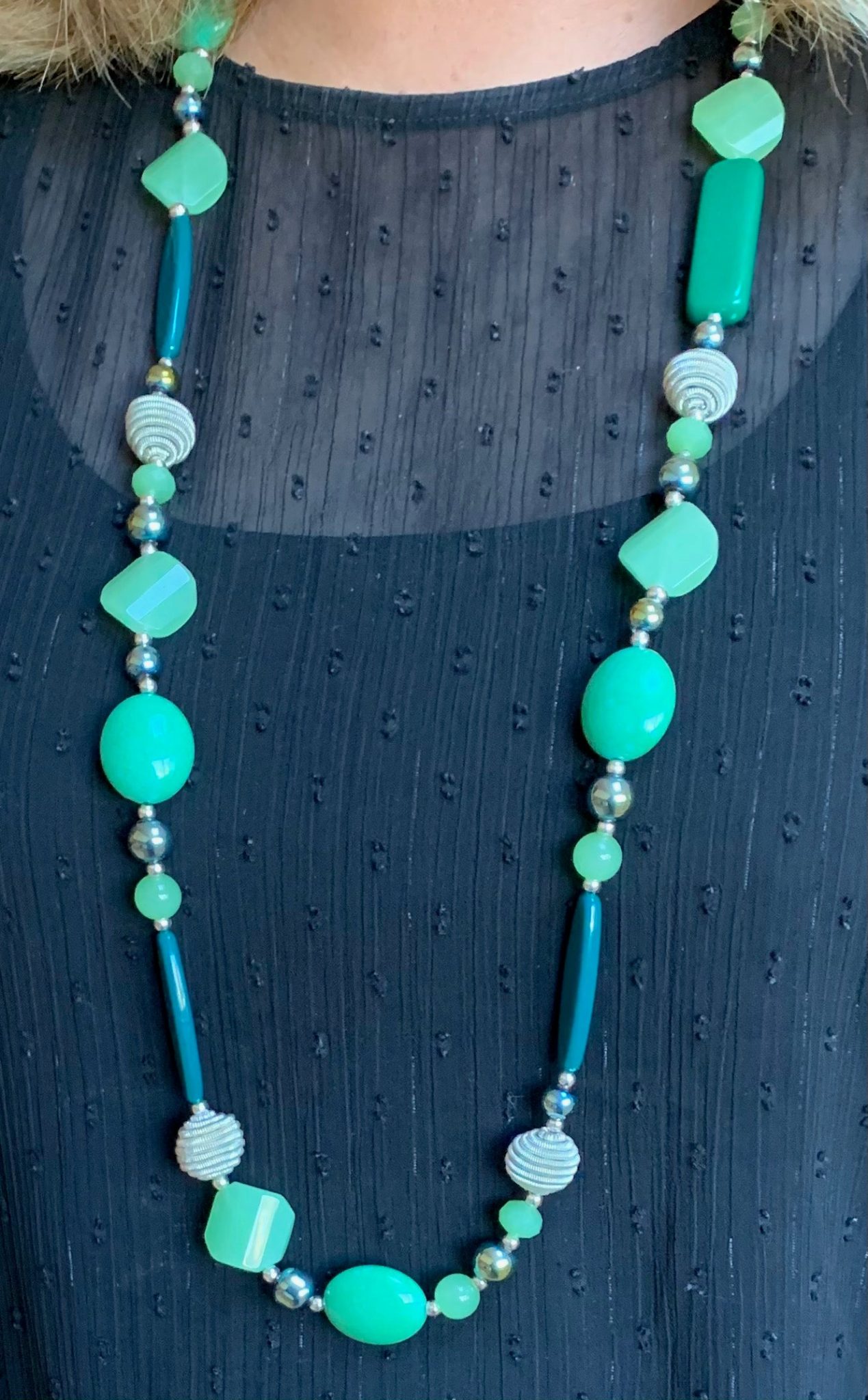 Long green necklace